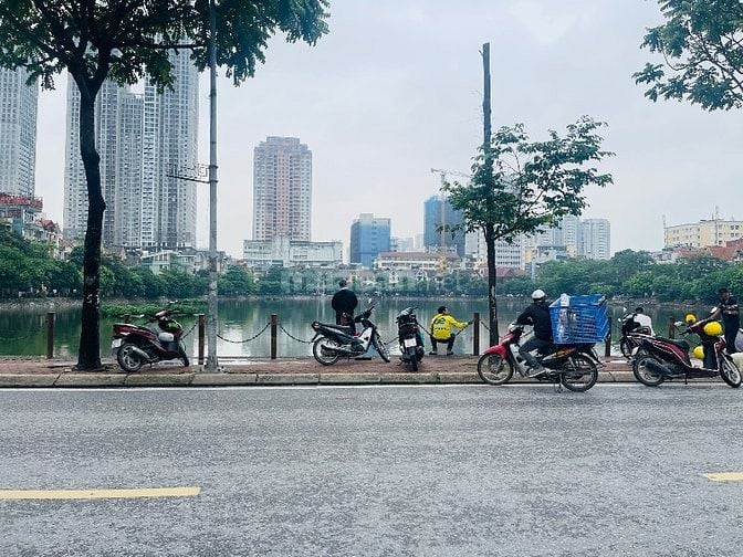 Chính chủ bán nhà tại liền kề Văn Quán ngay gần hồ gần chân chung cư