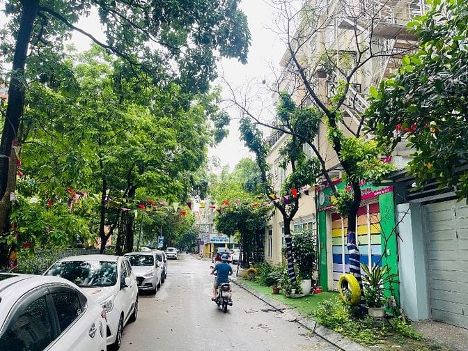 Chính chủ bán nhà tại liền kề Văn Quán ngay gần hồ gần chân chung cư