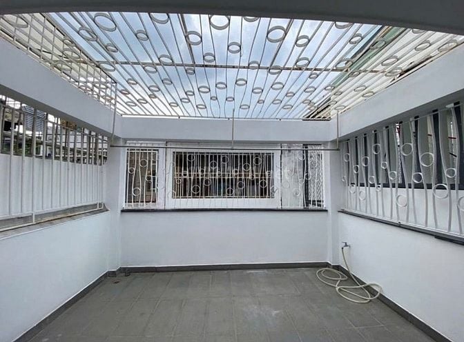 Chủ định cư cần bán gấp nhà 4 tầng mặt tiền 80m2 giá 2TY3