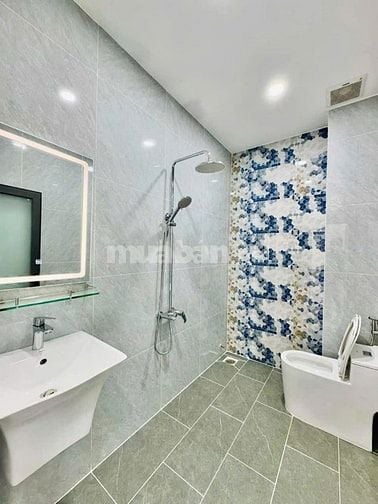 🔥 BÁN GẤP NHÀ LÊ HỒNG PHONG P10 Q10 DT 45M2 SỔ HỒNG RIÊNG GIÁ 2TỶ020