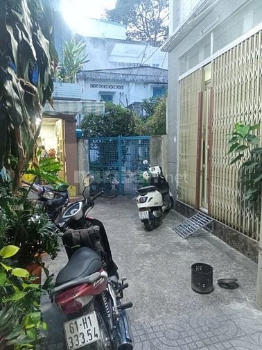 Cho thuê nhà hẻm 3m(BG) Hồng Bàng, P.16, Quận 11 giá 10tr