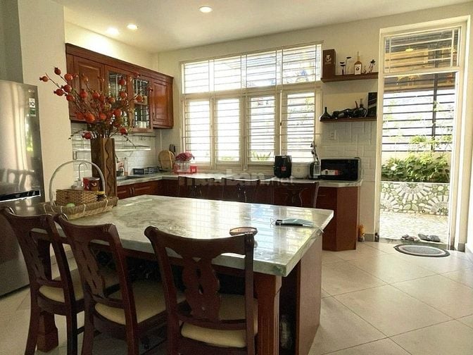 Bán Biệt Thự cực đẹp KDC Nam Long Trần Trọng Cung Quận 7 Giá rẻ 27 tỷ