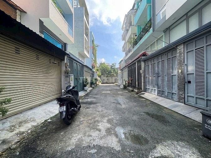Nhà DT:4,2x14m, hẻm xe hơi 6m Nguyễn Thái Sơn, P5, Q.Gò Vấp.