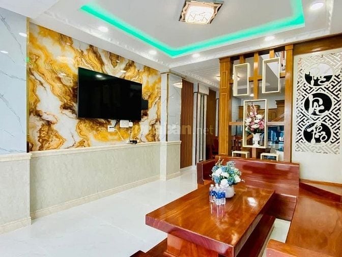 Nhà hẻm ô tô Lê Quang Định - Quận Bình Thạnh / Giá Mềm Chỉ 1 Tỷ 580