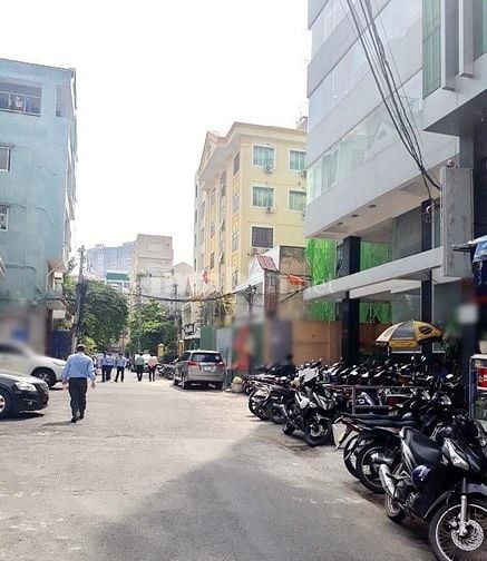 Bán nhà 7,5x14 ngay đoàn như hài Q4 khu trung tâm hành chính