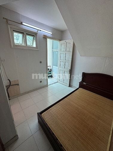 Bán nhà 7,5x14 ngay đoàn như hài Q4 khu trung tâm hành chính