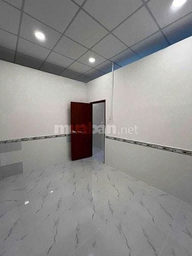 Cho thuê nhà hẻm 4m(XH) Đường C1, P.13, Q.Tân Bình giá 11tr