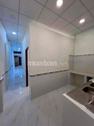 Cho thuê nhà hẻm 4m(XH) Đường C1, P.13, Q.Tân Bình giá 11tr