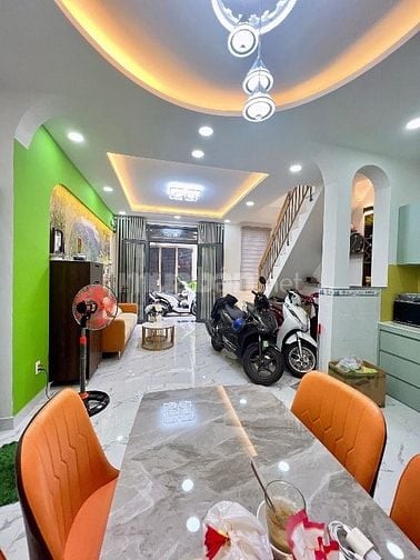 BÁN LỖ CĂN ĐƯỜNG CAO THẮNG, P15, PHÚ NHUẬN, CHÍNH CHỦ 1 ĐỜI XƯA NAY