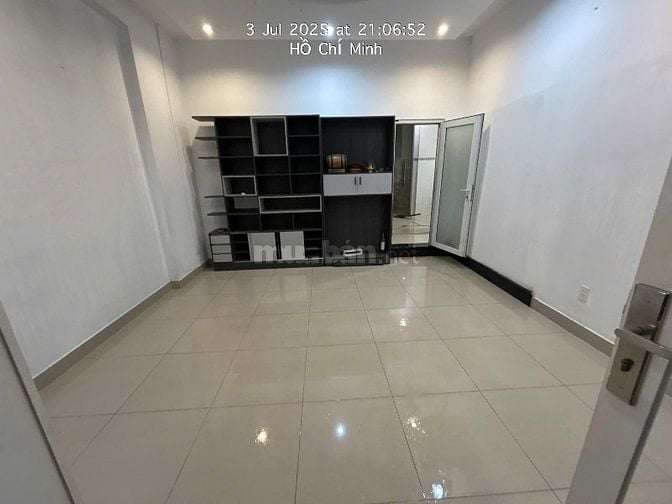Cho thuê nhà 5PN, 5 WC - diện tích sử dụng 240m2