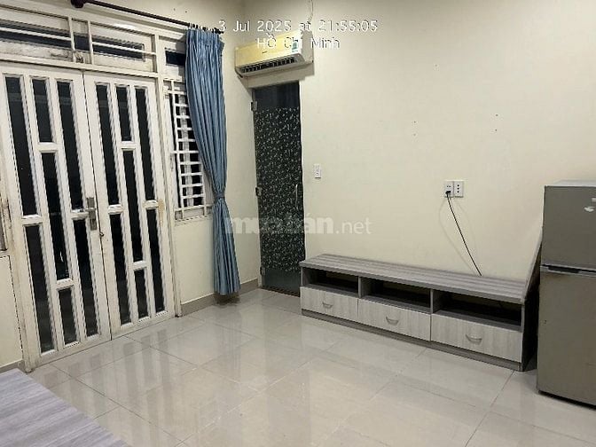 Cho thuê nhà 5PN, 5 WC - diện tích sử dụng 240m2
