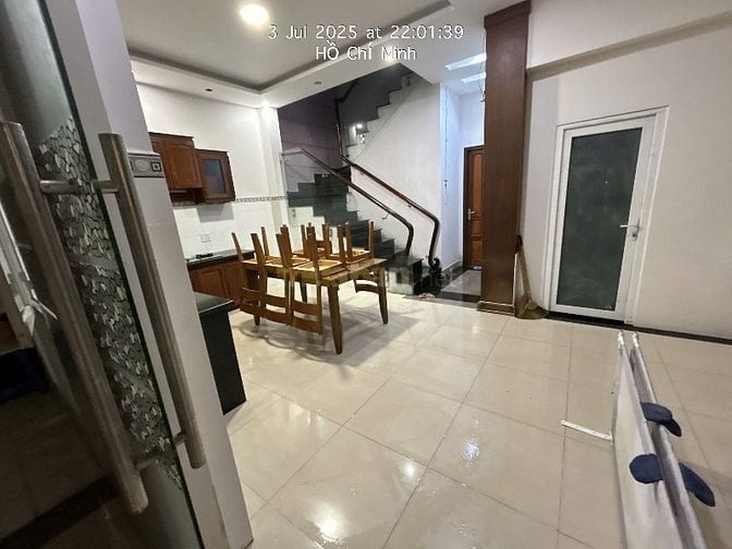 Cho thuê nhà 5PN, 5 WC - diện tích sử dụng 240m2