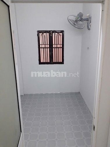 Bán nhà có gác suốt cách Coop Rạch Miễu 5p, 3,4 TL
