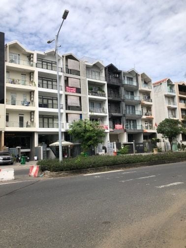 Toà nhà hợp khối đường Hoàng Trọng Mậu Himlam  giá 140 tỷ thương lượng