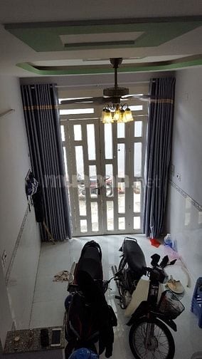 Cho thuê nhà lầu nguyên căn đường Tỉnh lộ 10, Quận Bình Tân 7TR/THÁNG