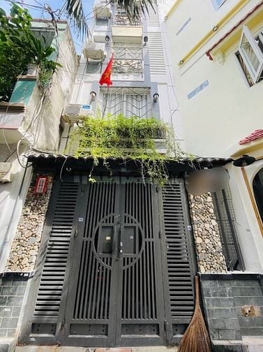 Hẻm  Huỳnh Văn Bánh 5Tầng,7PN,Gần Lê Văn Sỹ,An Ninh, sạch sẽ 