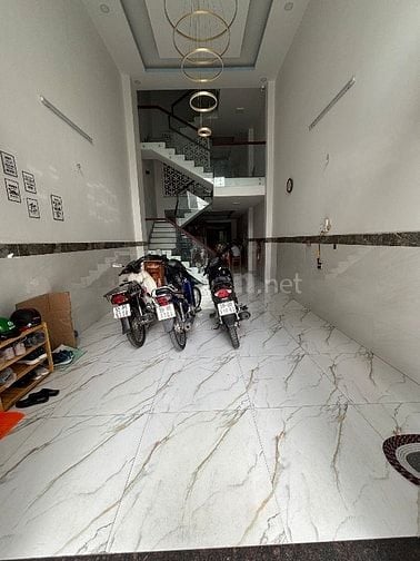 Nhà trọ an ninh gần siêu thị trường học