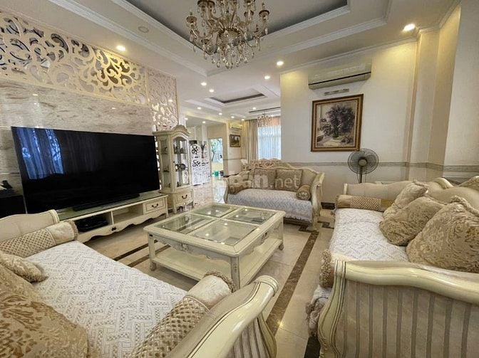 Cho thuê Biệt Thự đơn lập Mỹ Văn đường lớn giá 90 triệu