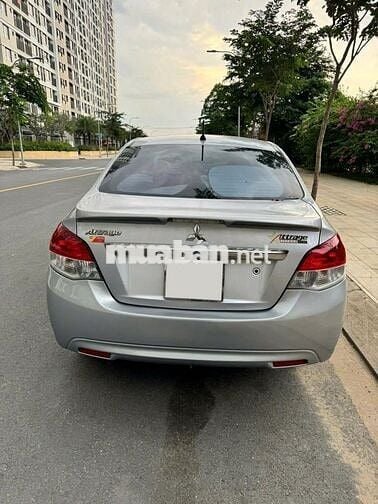Mitsubishi Attrage 2015 1.2 CVT - 140000 km