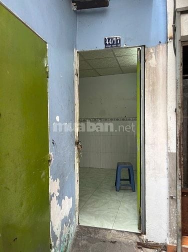 Nhà cho thuê nguyên căn có gác suốt đường Sư Vạn Hạnh Phường 9 quận 5