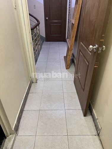 Phòng trọ nhà đúc đường 16m Q5