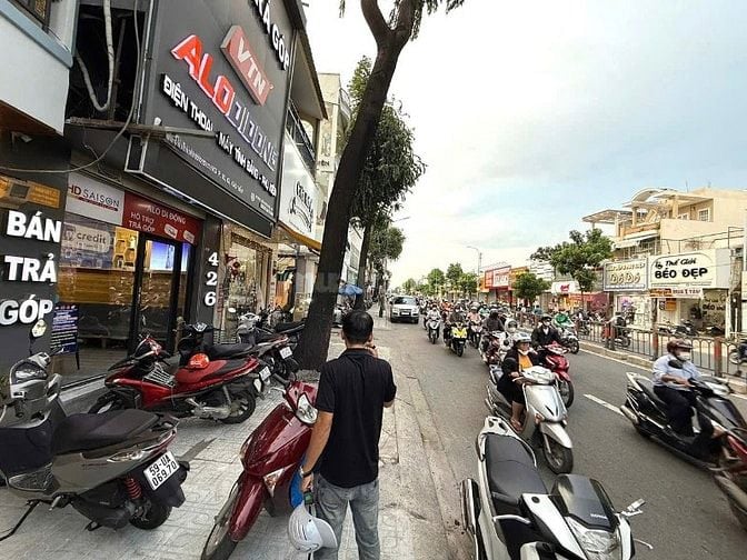🔥Mua 1 dc 2! Bán Mặt tiền kinh doanh Quang Trung, P10. Gần ngay ngã 5