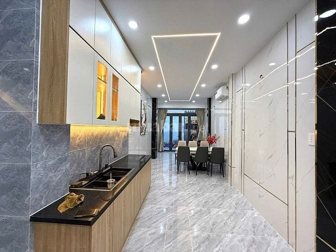 🔥Mua 1 dc 2! Bán Mặt tiền kinh doanh Quang Trung, P10. Gần ngay ngã 5