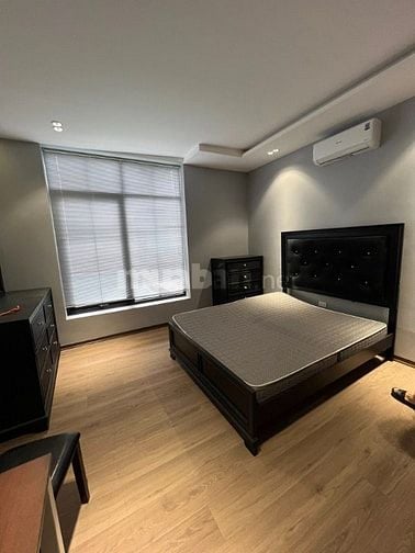 BÁN NHÀ TỨ LIÊN - TÂY HỒ 70m² x 5 TẦNG, MT 4,5 m², THANG MÁY