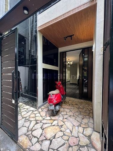 BÁN NHÀ TỨ LIÊN - TÂY HỒ 70m² x 5 TẦNG, MT 4,5 m², THANG MÁY