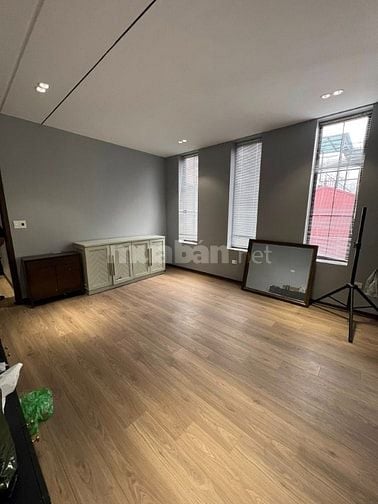 BÁN NHÀ TỨ LIÊN - TÂY HỒ 70m² x 5 TẦNG, MT 4,5 m², THANG MÁY