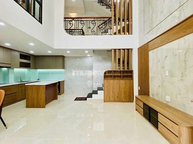 Bán gấp nhà ở đường Hoà Bình, phường Bình Thọ, Thủ Đức, giá 2 tỷ 750 t