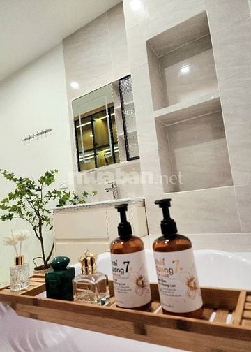 Bán Nhà Bạch Mai-Lô Góc-40m x 4Tầng Full Nội Thất 5*-Sổ Vuông-Hơn 7 Tỷ