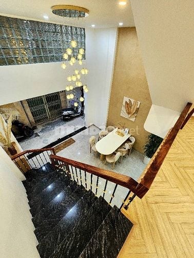 Bán Nhà Bạch Mai-Lô Góc-40m x 4Tầng Full Nội Thất 5*-Sổ Vuông-Hơn 7 Tỷ