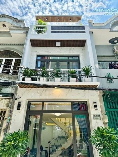 Chủ Ngộp Bán Nhà Ngộp Đường Hoa Sứ, Phú Nhuận – 60m², Giá Chỉ 2.4 Tỷ