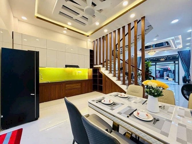 Đi nước ngoài định cư bán gấp nhà ở đường Dương Vân Nga, phường 3 Tân 
