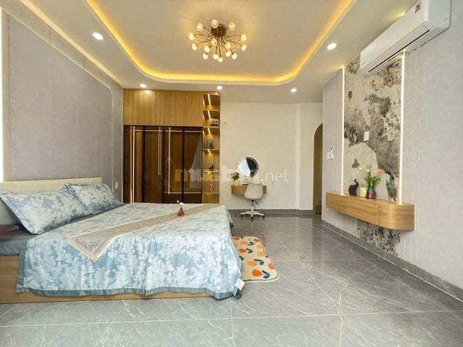 Bán gấp nhà ở đường Cửu Long, phường 15, quận 10, giá 1 tỷ 850 triệu 