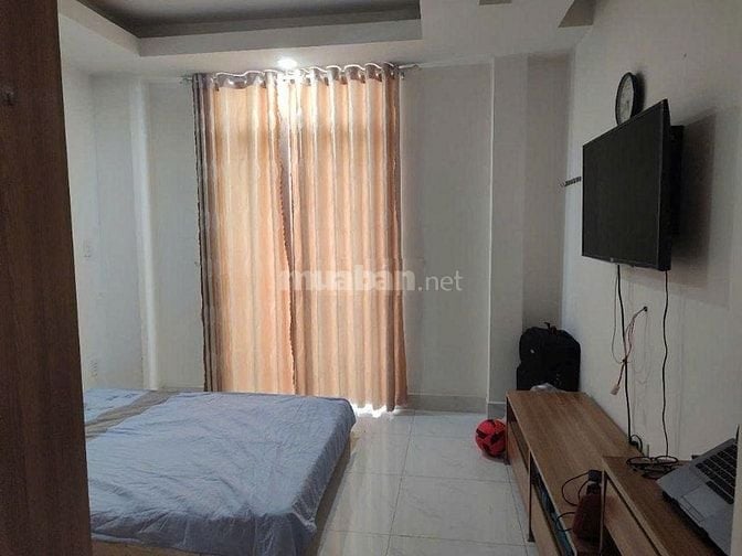 Cho thuê nhà hẻm 3m(BG) Đoàn Văn Bơ, P.9, Q.4 giá 13tr