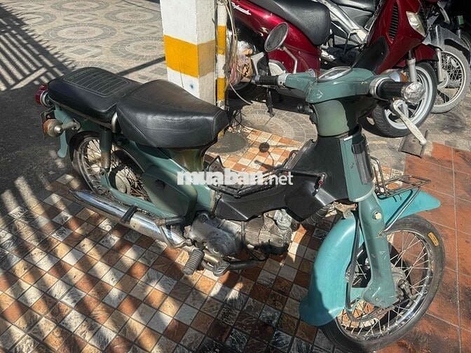 xe honda cub 50cc nhut zin doi 1980