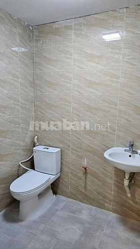 Cho thuê cửa hàng, ki ốt tại Nguyễn Đức Cảnh - 25tr/th, 80m2, MT 6.6M