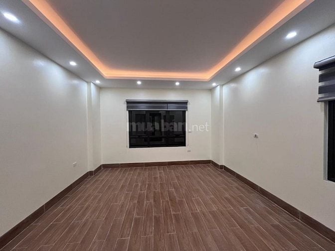 BÁN NHÀ PHỐ CẦU GIẤY 40M 10.9Ty LÔ GÓC 6 TẦNG THANG MÁY NGÕ THÔNG 100M