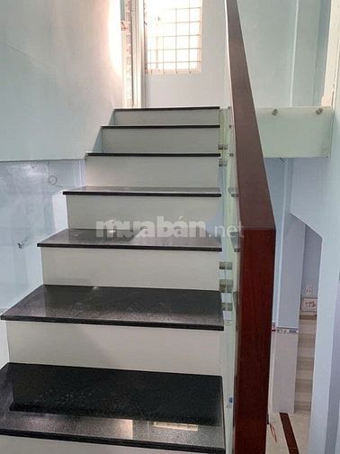 Cho thuê nhà hẻm 3m(BG) Thoại Ngọc Hầu, P.Phú Thạnh,Q.Tân Phú giá 12tr