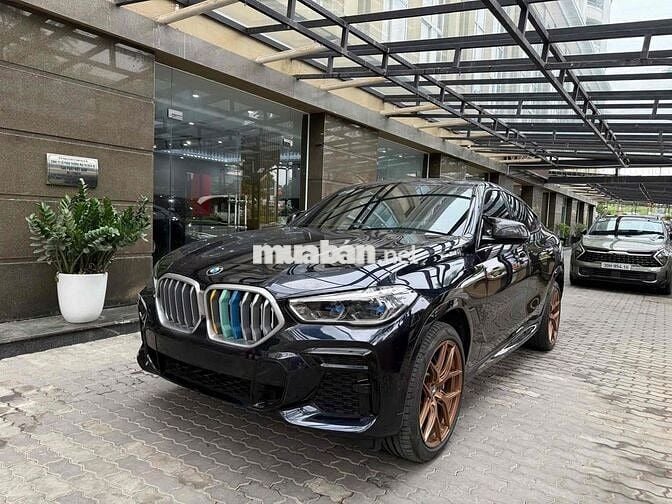 BMW X6 2022 xDrive40i M Sport - 15000 km Bank 90%