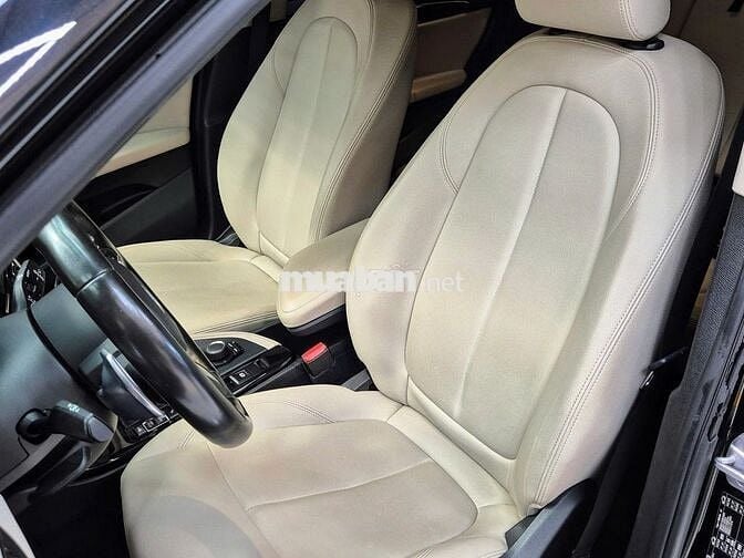 BMW X1 sDrive18i 2018 Đăng kí T12/2020 -58000 km