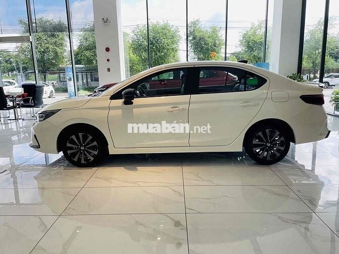 HONDA CITY RS 2025 - GIẢM 100% Thuế - Phụ Kiện