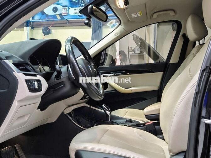 BMW X1 sDrive18i 2018 Đăng kí T12/2020 -58000 km