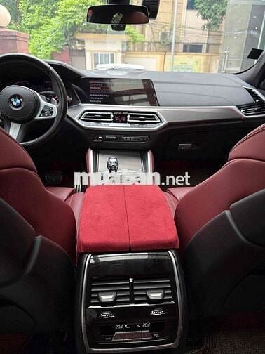 BMW X6 2022 xDrive40i M Sport - 15000 km Bank 90%