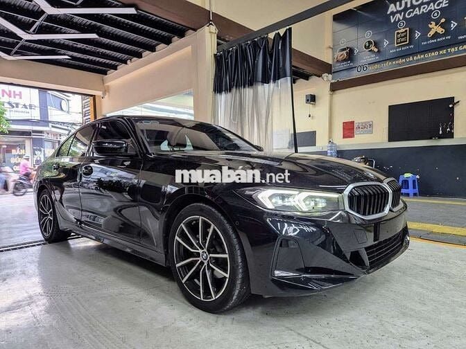 BMW 320i Sport Line  2024- 17500 km