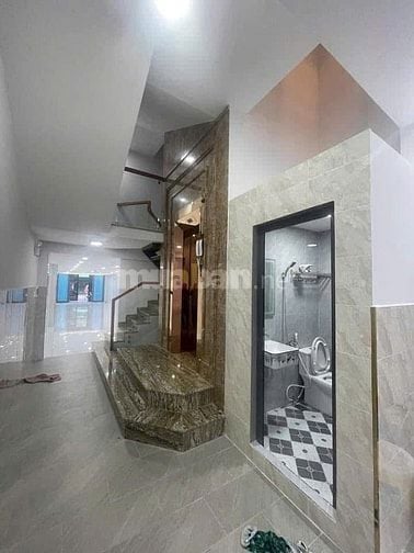 Bán nhà Mặt Tiền Kinh Doanh Đường Âu Dương Lân, P3, Quận 8. 149m2 Đất