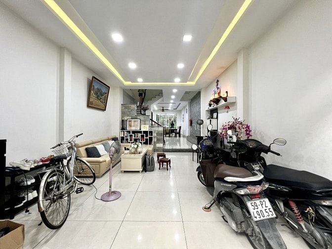 Hẻm xe tải 8m 95m2(4.4x21.5m) 3 tầng 4 PN Khuông Việt, Tân Phú