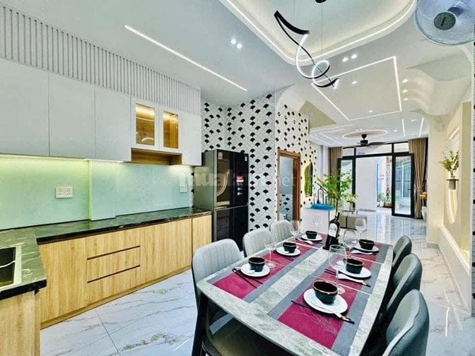CẦN TIỀN KINH DOANH BÁN NHÀ ĐIỆN BIÊN PHỦ P.17 PHÚ NHUẬN GIÁ 2 TỶ 550
